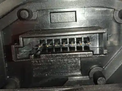 Second-hand car spare part front right door lock for bmw 1 (e87) 118 d oem iam references 7167068  51217167068