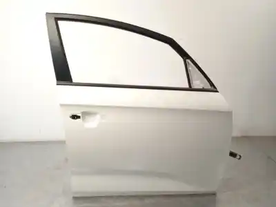 Автозапчасти б/у дверь передняя правая за kia carens iv 1.7 crdi ссылки oem iam 76004a4000