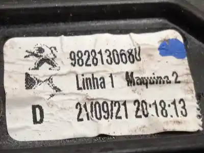 Second-hand car spare part passenger side right window regulator for peugeot 2008 ii (ud_, us_, uy_, uk_) 1.5 bluehdi 110 (udyhsk) oem iam references 9828130680  9828416680