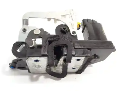 Second-hand car spare part front right door lock for ssangyong actyon i 2.0 xdi oem iam references 7122009003  