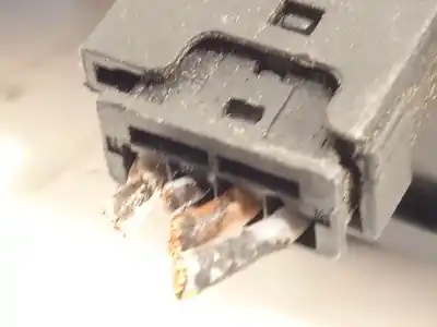 Second-hand car spare part trunk lock for bmw 3 (e90) 320 d oem iam references 8196401  51248196401