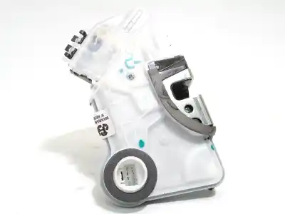 Автозапчасти б/у замок левой передней двери за toyota corolla fastback (_e21_) 1.8 hybrid (zwe211) ссылки oem iam 6904002491  