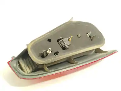 Second-hand car spare part right tailgate light for dacia logan (ls_) 1.6 (lsob, lsod, lsof, lsoh) oem iam references 6001548136  