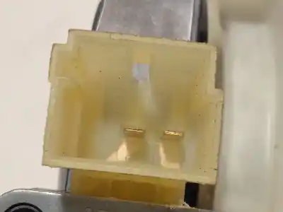 Автозапчастина б/у регулятор переднього правого скла для volkswagen t-roc (a11, d11) 2.0 tdi посилання на oem iam 2ga837462f  5q0959801a