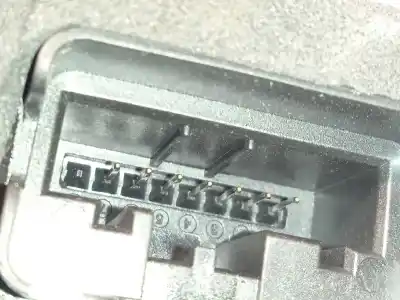 Автозапчастина б/у замок передніх дверей лівий для volkswagen t-roc (a11, d11) 2.0 tdi посилання на oem iam 5tb837015c  