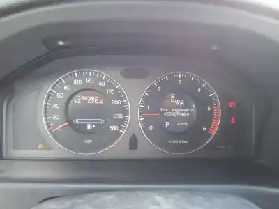 Автозапчастина б/у панель інструментів для volvo xc70 ii (136) d5 awd посилання на oem iam 31254535aa  
