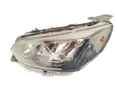 Pièce détachée automobile d'occasion FEU GAUCHE pour PEUGEOT 208 (P2)  Références OEM IAM 9833036380 90200113 
