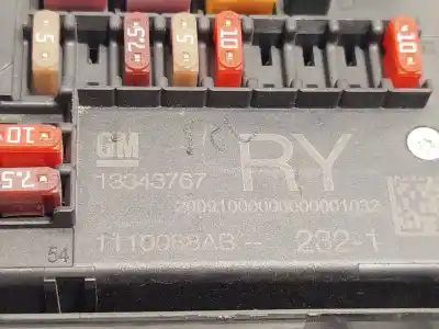 Second-hand car spare part fuse box unit for opel astra j (p10) 1.7 cdti (68) oem iam references 13343767  
