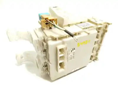 Second-hand car spare part FUSE BOX UNIT for TOYOTA PRIUS LIFTBACK (_W2_)  OEM IAM references 8273047190  307120155