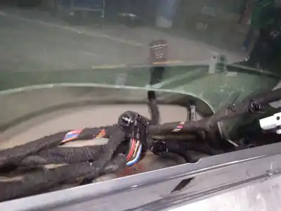 Second-hand car spare part left front door for bmw 7 (e65, e66, e67) 740 d oem iam references 41515a2a371  