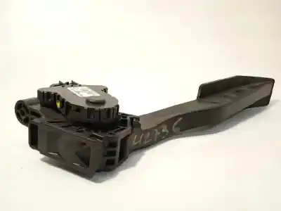 Second-hand car spare part accelerator pedal for opel meriva b 1.6 cdti dpf oem iam references 39050156  