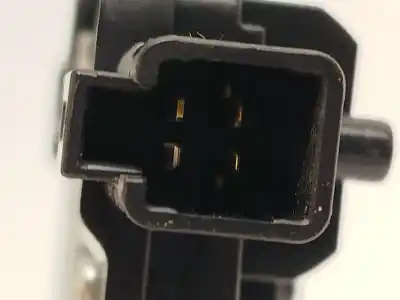 Автозапчастина б/у замок багажника / ворот для suzuki swift v (az) 1.0 (a2l310) посилання на oem iam 8251052r22  