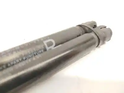 Автозапчастина б/у амортизаторі багажника/дверей для suzuki swift v (az) 1.0 (a2l310) посилання на oem iam 8186052r00  