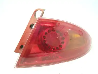 Pezzo di ricambio per auto di seconda mano LUCI POSTERIORI DESTRA per SEAT LEON (1P1)  Riferimenti OEM IAM 1P0945096F 89320261 1P0945112D