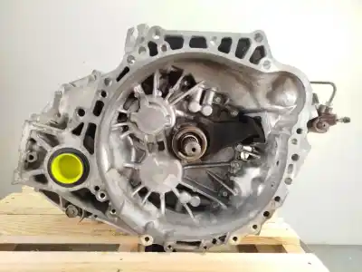 Second-hand car spare part Gearbox for TOYOTA AURIS (_E18_) 2.0 D-4D (ADE186_) OEM IAM references 3030012F70  