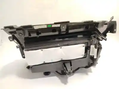 Автозапчастина б/у бардачок для lynk & co 01 phev посилання на oem iam 8889771952  