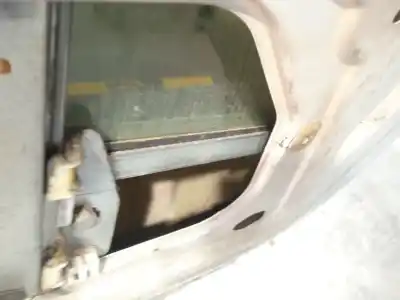 Автозапчастина б/у передні праві двері для iveco daily v furgón 29s13, 29l13, 35c13, 35s13, 40c13, 40s13 посилання на oem iam 99460120  