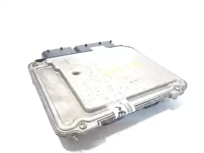 Pezzo di ricambio per auto di seconda mano centralina motore per iveco daily v furgón 29s13, 29l13, 35c13, 35s13, 40c13, 40s13 riferimenti oem iam 504121602 0281012193 