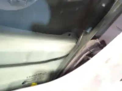 Автозапчастина б/у передні праві двері для renault scénic iii (jz0/1_) 1.5 dci посилання на oem iam 801008930r  801008349r