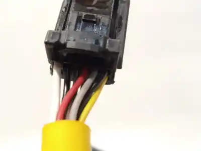 Pezzo di ricambio per auto di seconda mano retrovisore destro per renault captur i (j5_, h5_) 1.5 dci 90 riferimenti oem iam 963010936r  
