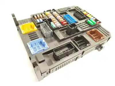 Pièce détachée automobile d'occasion  pour CITROEN C4 III (BA_, BB_, BC_)  Références OEM IAM 9832880380  1677607680