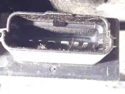 Second-hand car spare part driver left window regulator for kia pro cee´d (jd) 1.4 crdi 90 oem iam references 82450a2010  82470a2100