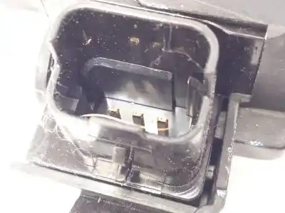 Автозапчастина б/у замок багажника / ворот для citroen c4 iii (ba_, bb_, bc_) 1.2 puretech 130 (bahnsa, bahnsb) посилання на oem iam 9816195380  