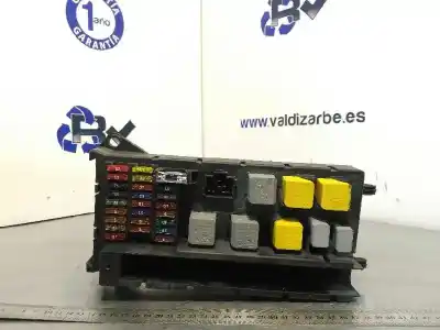 Pièce détachée automobile d'occasion boîtes à fusibles pour volkswagen crafter caja cerrada * références oem iam 518817028 a9069006801 a9065454301
