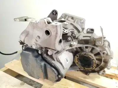 Second-hand car spare part gearbox for seat leon (1p1) 1.6 tdi oem iam references mdz  0a4300046lx