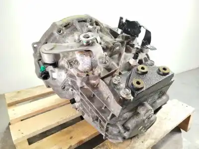 Second-hand car spare part gearbox for ssangyong tivoli 1.2 oem iam references 0703bak01230n  