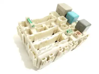 Second-hand car spare part FUSE BOX UNIT for TOYOTA PRIUS LIFTBACK (_W2_)  OEM IAM references 8273047340 20345K23 5L071503