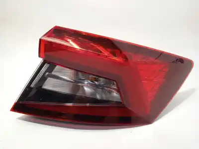 Peça sobressalente para automóvel em segunda mão farolim traseiro direito por skoda karoq (nu) 1.5 16v tsi act referências oem iam 57a945208