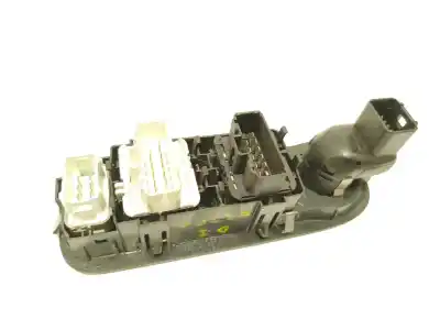 Автозапчастина б/у передні вікний вмикач для renault kangoo / grand kangoo ii (kw0/1_) 1.5 dci 85 (kw0k, kw0l, kw0b) посилання на oem iam 8200548970  