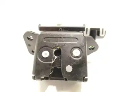 Second-hand car spare part trunk lock for mazda 3 fastback (bp) 2.0 skyactiv-g m hybrid oem iam references bdmt62310  