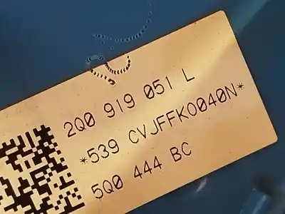 Автозапчасти б/у топливный насос за volkswagen t-cross (c11) 1.0 tsi ссылки oem iam 2q0919051l  