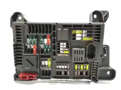 Peça sobressalente para automóvel em segunda mão caixa de fusíveis e relés por bmw x6 (e71) xdrive40d referências oem iam 6931687