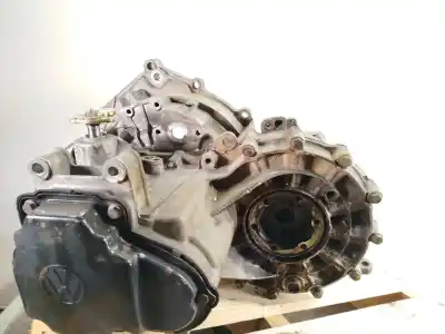 Second-hand car spare part gearbox for vw transporter iv autobús (70b, 70c, 7db, 7dk, 70j, 70k, 7dc, 7 1.9 d oem iam references crm  02b300044px