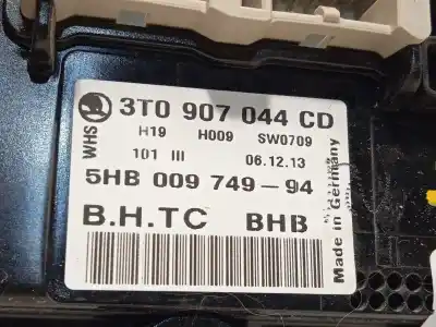 Peça sobressalente para automóvel em segunda mão comando de sofagem (chauffage / ar condicionado) por skoda yeti (5l) 1.4 tsi referências oem iam 3t0907044cd 5hb009749 3t0907044cdwhs