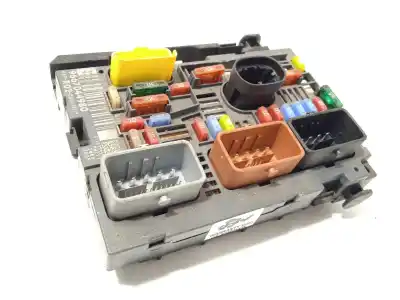 Pièce détachée automobile d'occasion BOÎTES À FUSIBLES pour PEUGEOT 5008 (0U_, 0E_)  Références OEM IAM 9667044980  9807028580