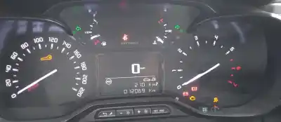 Peça sobressalente para automóvel em segunda mão quadrante por citroen c3 iii (sx) 1.2 puretech 82 referências oem iam 9855428580  