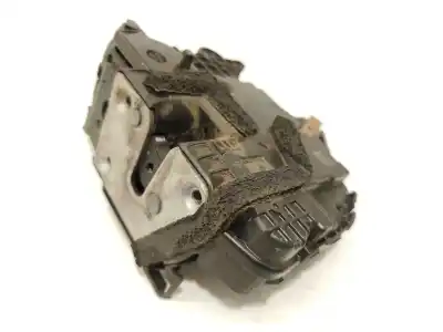 Recambio de automóvil de segunda mano de CERRADURA PUERTA TRASERA DERECHA para RENAULT CLIO IV (BH_) 0.9 TCE 90 referencias OEM IAM 825004167R  