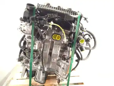 Recambio de automóvil de segunda mano de MOTOR COMPLETO para CITROEN C3 III (SX) 1.2 PURETECH 82 referencias OEM IAM HM05  