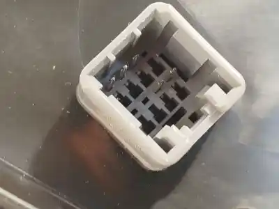 Автозапчасти б/у задний вид справа за kia cee'd sw (ed) 1.6 crdi 90 ссылки oem iam 876201h155  