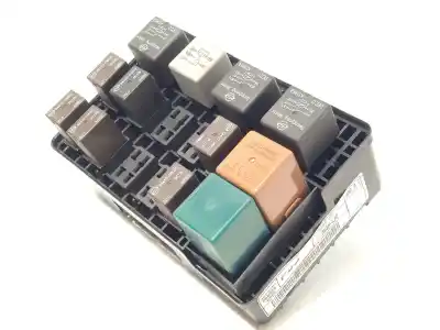 Second-hand car spare part fuse box unit for ssangyong rexton / rexton ii (gab_) 2.7 d 4x4 oem iam references 8210108j72  