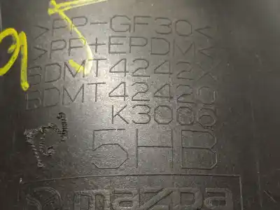 Peça sobressalente para automóvel em segunda mão tampa de combustível externa por mazda 3 fastback (bp) 2.0 skyactiv-g m hybrid referências oem iam bdmt4242x  bdmt42420