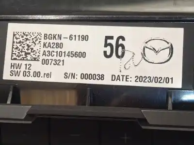 Peça sobressalente para automóvel em segunda mão comando de sofagem (chauffage / ar condicionado) por mazda 3 fastback (bp) 2.0 skyactiv-g m hybrid referências oem iam bgkn61190 a3c10145600 