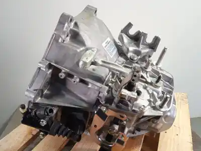 Second-hand car spare part gearbox for mazda 3 fastback (bp) 2.0 skyactiv-g m hybrid oem iam references ca300 23a27 3th0201203