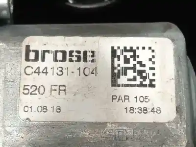 Автозапчастина б/у регулятор переднього правого скла для jeep renegade 1.0 t-gdi cat посилання на oem iam 00521211850 c44131104 