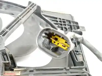 Pezzo di ricambio per auto di seconda mano elettroventola per citroen c4 picasso ii 1.6 hdi / bluehdi 115 riferimenti oem iam 9806313280  