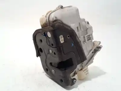 Second-hand car spare part left front door lock for audi a4 b7 avant (8ed) 2.0 tdi quattro oem iam references 8e1837015aa